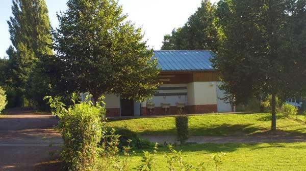 Les Insolites Du Velodrome D'Albert Exterior foto